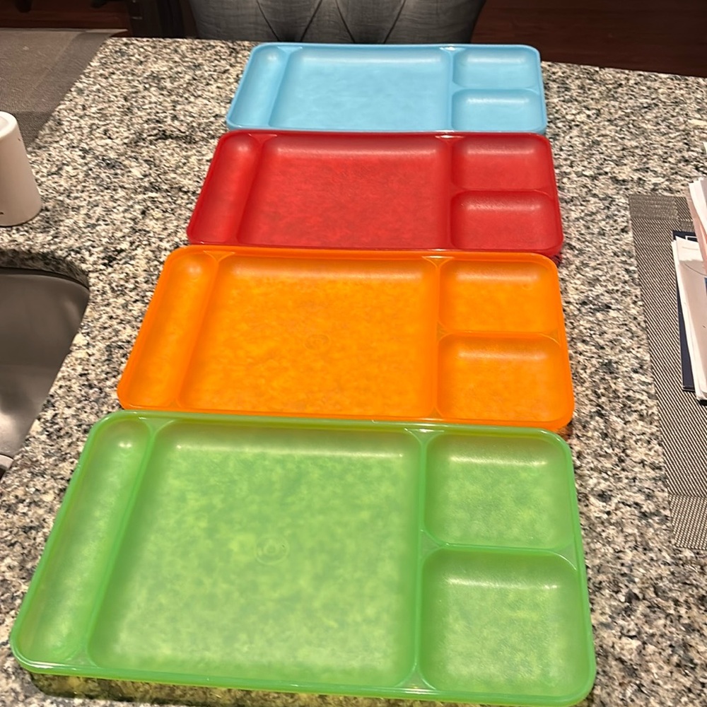 TUPPERWARE divided  TRAYS cute especially for car traveling